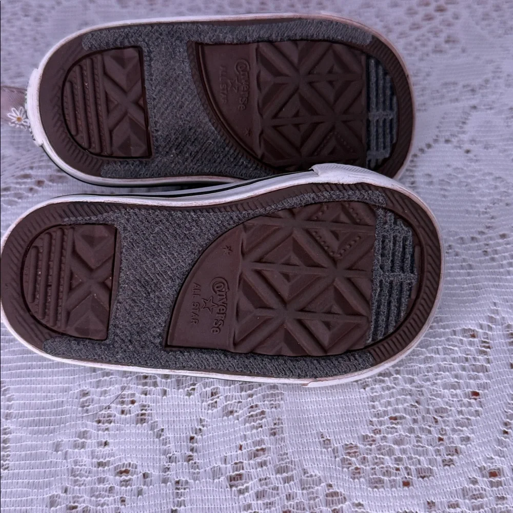 NWOT Converse infant explore nature strap All Star super cute for holidays 4